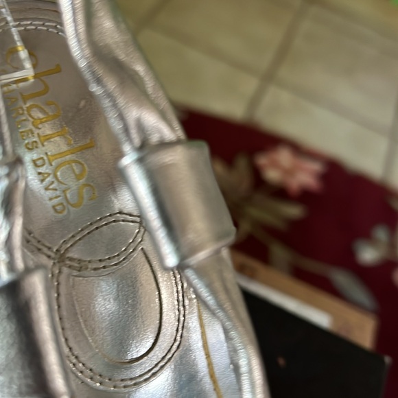 Charles by Charles David Silvertone Platform Wedge Sz 7 1/2 - Picture 7 of 15